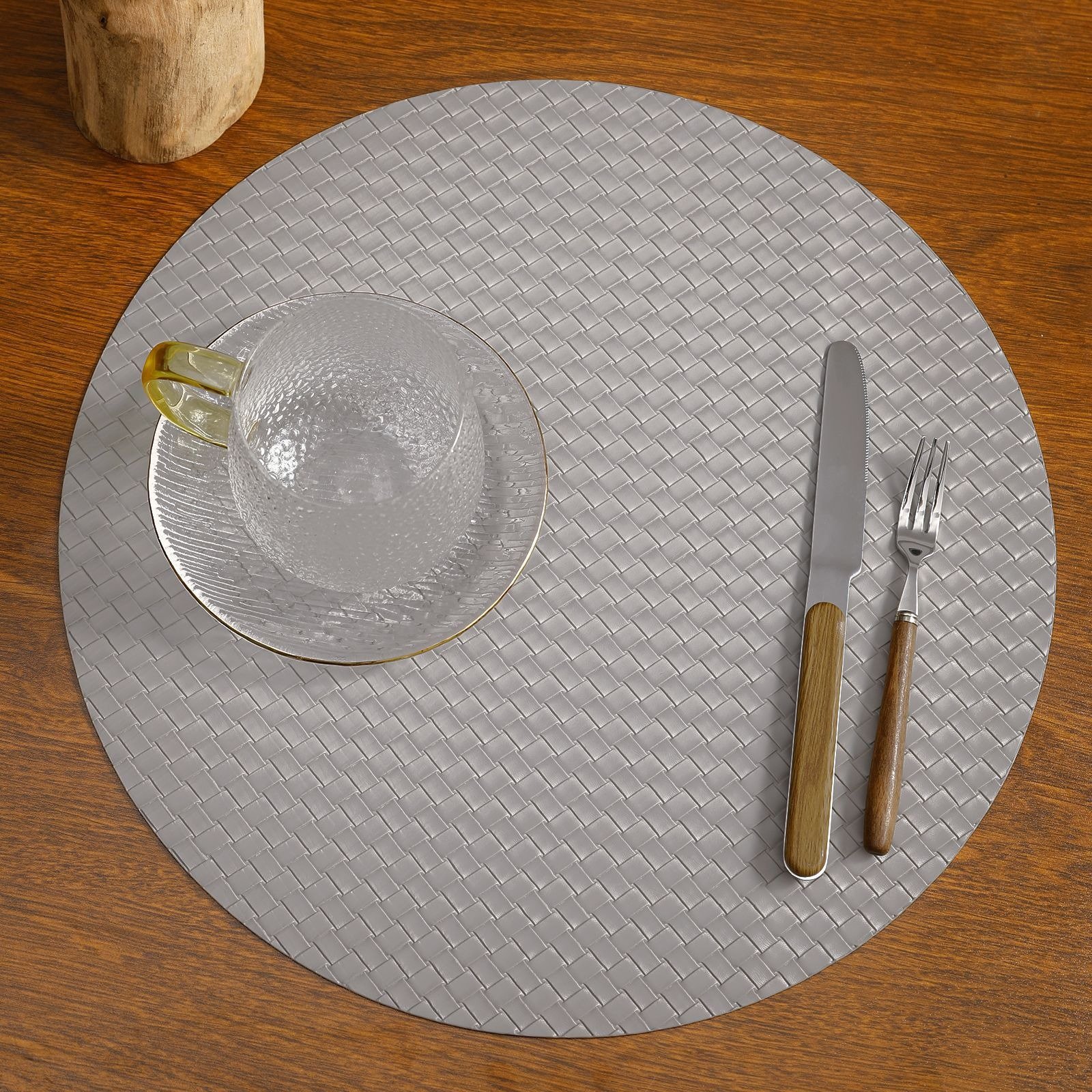 Custom Round Woven Dining Placemat detail