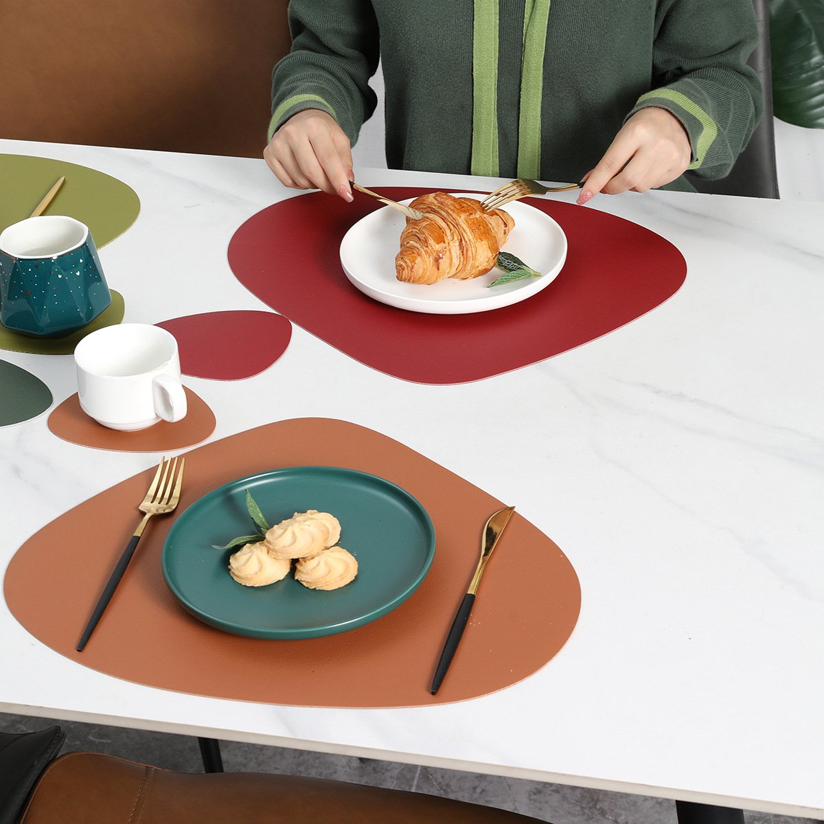 Custom Double-Sided Lychee Grain Teardrop Leather Placemat detail