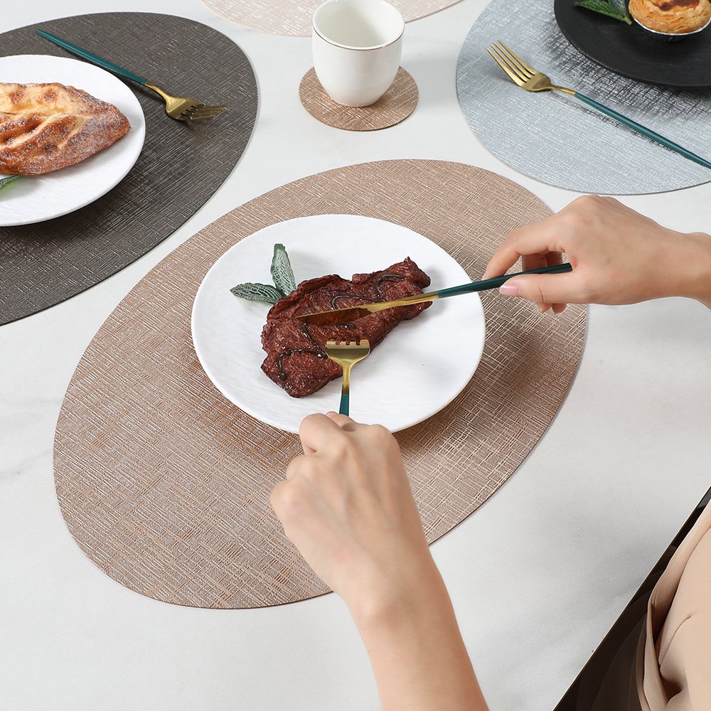 Custom Metallic Grain Oval Leather Dining Placemat detail
